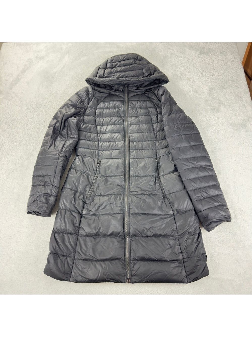 Lululemon Women's Size Medium (8) Brave the Cold Grey Goose Down Puffer Jacket